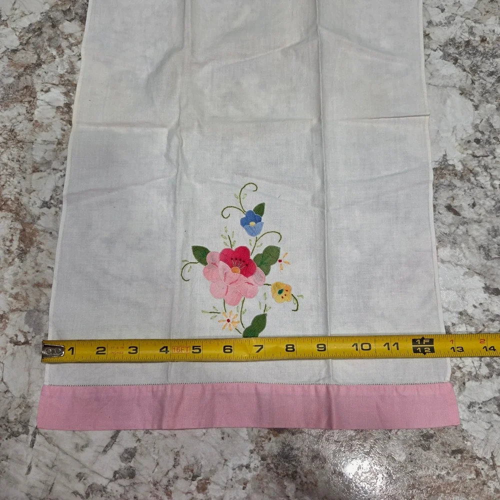Vintage‎ Linen Tea Towel Pink Floral Hand Embroidered White Kitchen Decor